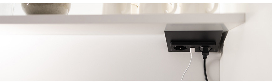 Corner sockets